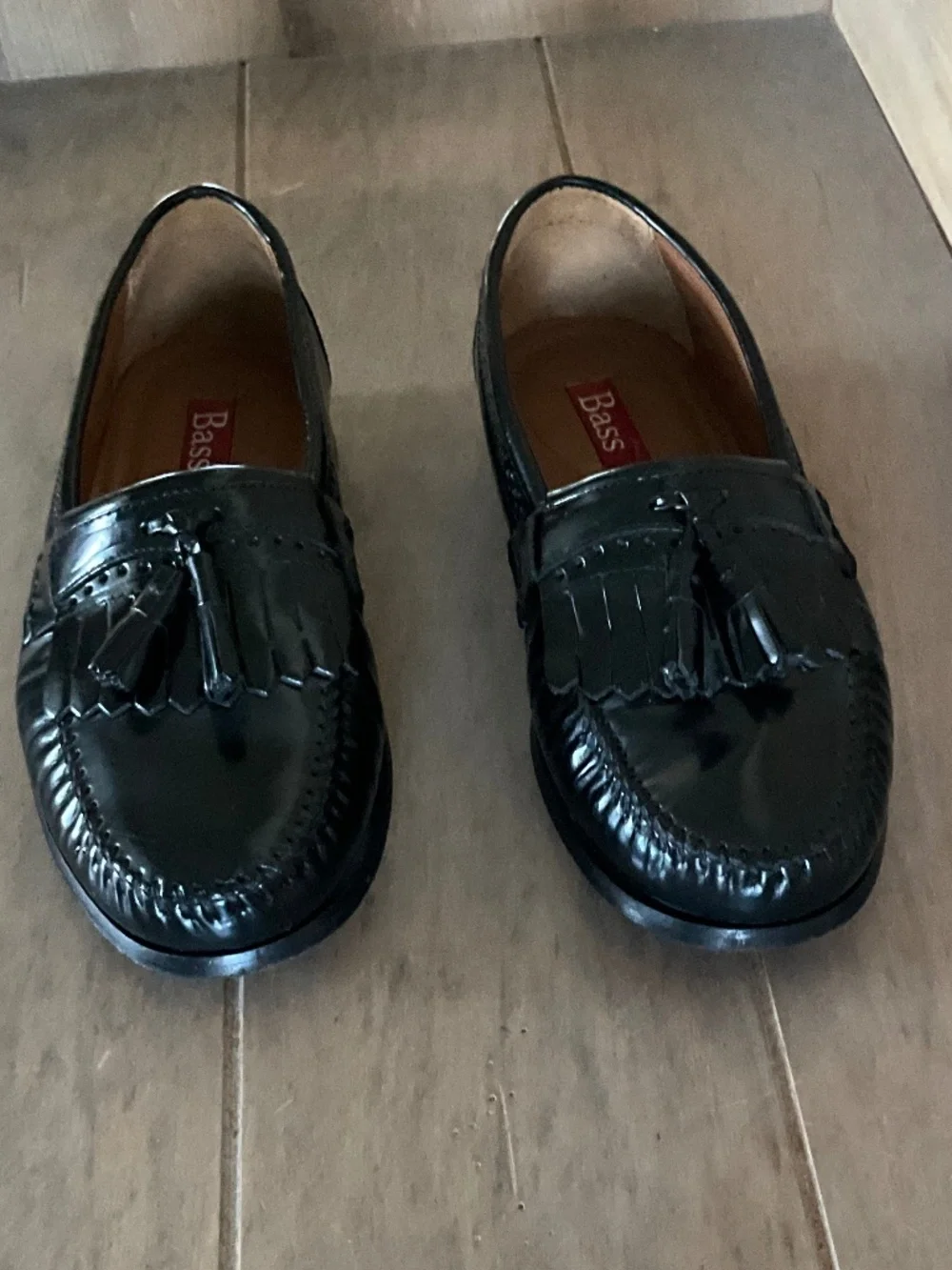 Bass Tassel Loafers 7.5D | Oxblood Black | Classic Leather | Slip-On